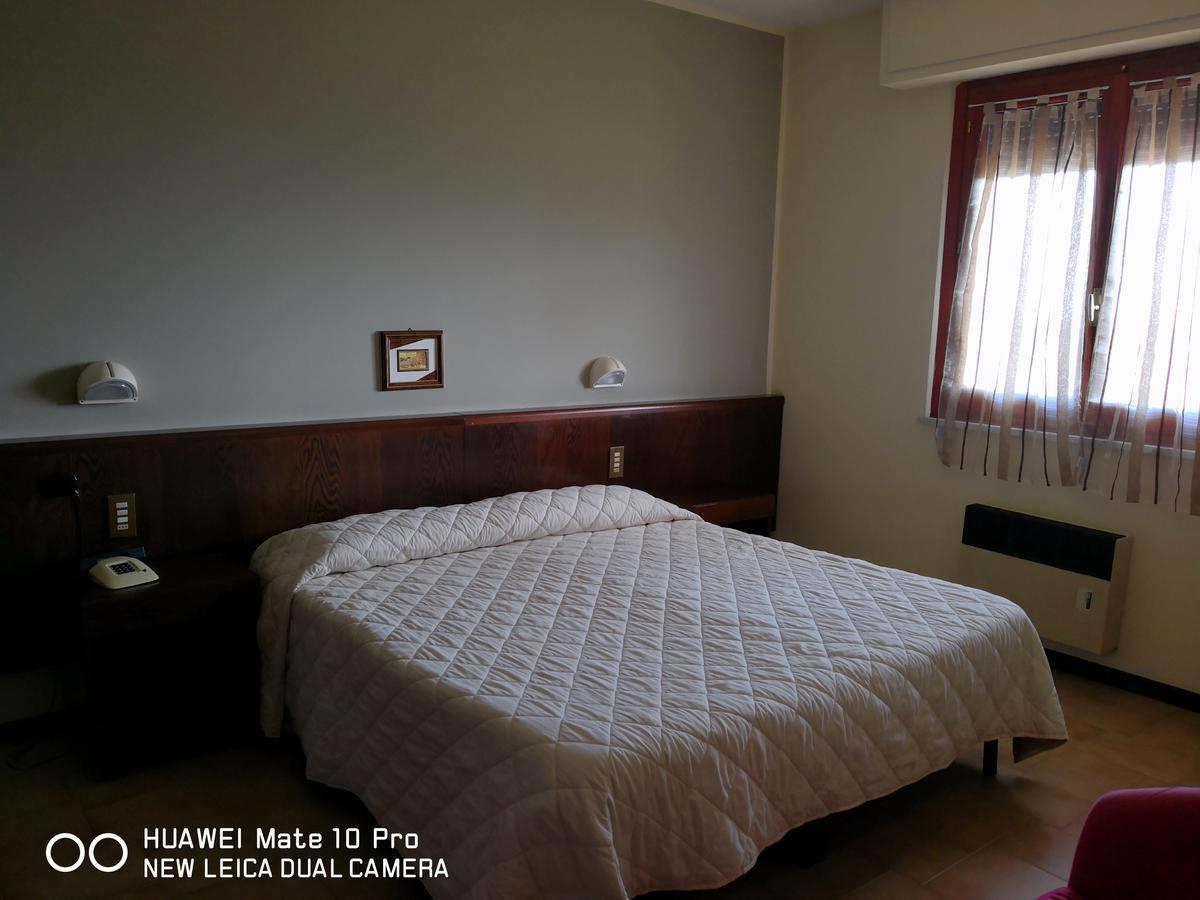 Hotel Firenze Chianciano Terme Exterior photo