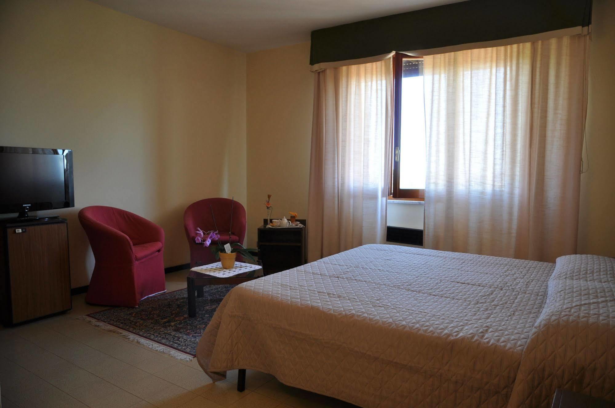 Hotel Firenze Chianciano Terme Exterior photo
